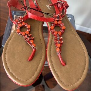 EMBELLISHED CORAL SANDALS FLAT